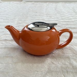 Ganz Brand Teapot